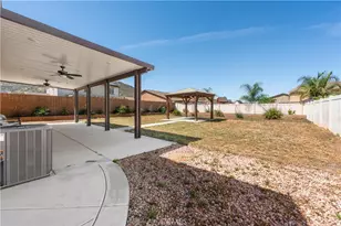 29443 Canteen, Winchester, CA 92596 - Photo 37