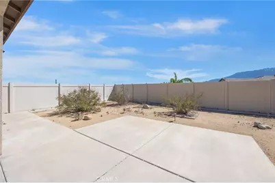 62761 N Crescent, Desert Hot Springs, CA 92240 - Photo 15