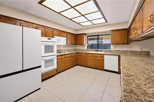 41257 Plumrose, Hemet, CA 92544 - Photo 7