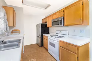 10611 Plainfield, Adelanto, CA 92301 - Photo 3