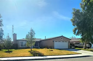 10611 Plainfield, Adelanto, CA 92301 - Photo 3
