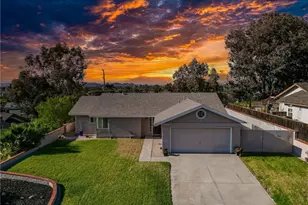 30630 Southern Cross Rd, Temecula, CA 92592 - Photo 1