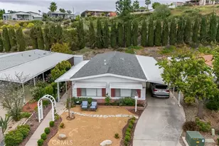 38212 Via La Colina, Murrieta, CA 92563 - Photo 55