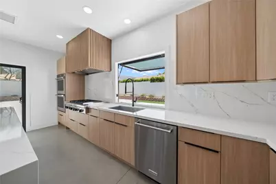 54217 Eisenhower, La Quinta, CA 92253 - Photo 25