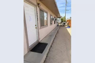 6450 Athol, 29 Palms MCB, CA 92277 - Photo 3