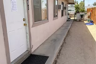 6450 Athol, 29 Palms MCB, CA 92277 - Photo 3