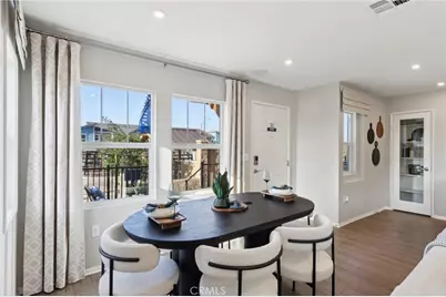 15563 April Dawn Way #5, Fontana, CA 92336 - Photo 3