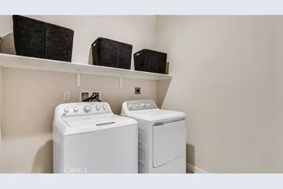 2821 E Amberley Privado, Ontario, CA 91762 - Photo 13