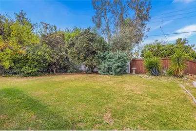 2367 Deerhorn Dr, Riverside, CA 92506 - Photo 13