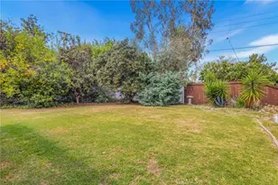 2367 Deerhorn Dr, Riverside, CA 92506 - Photo 13