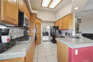 12035 Barbet, Phelan, CA 92371 - Photo 3