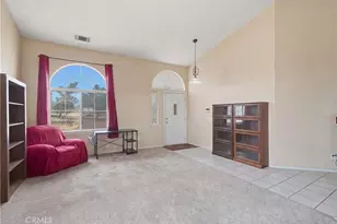 12035 Barbet, Phelan, CA 92371 - Photo 5