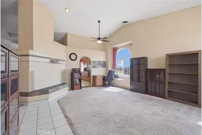 12035 Barbet, Phelan, CA 92371 - Photo 7