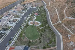 29569 Saddle Dr, Winchester, CA 92596 - Photo 7