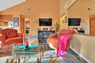 8576 Salina, Rancho Cucamonga, CA 91730 - Photo 9