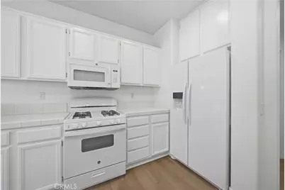 39668 Princeton #B, Murrieta, CA 92563 - Photo 11