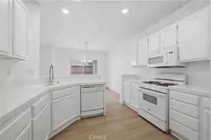 39668 Princeton, Murrieta, CA 92563 - Photo 9