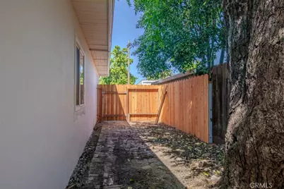 2036 La Jolla, Stockton, CA 95204 - Photo 11