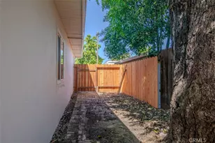 2036 La Jolla, Stockton, CA 95204 - Photo 11