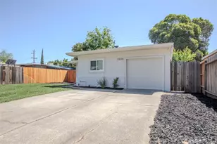 2036 La Jolla, Stockton, CA 95204 - Photo 3