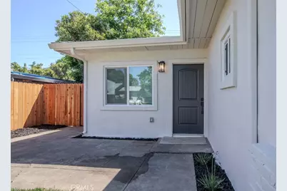 2036 La Jolla, Stockton, CA 95204 - Photo 5
