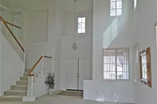 31935 Violet Dr, Winchester, CA 92596 - Photo 5