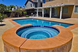 31935 Violet Dr, Winchester, CA 92596 - Photo 3