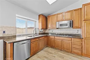 27126 Rio Vista Dr, Menifee, CA 92586 - Photo 11