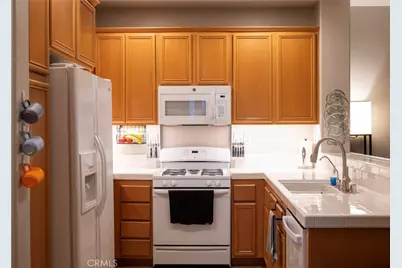1800 E Lakeshore #1803, Lake Elsinore, CA 92530 - Photo 7