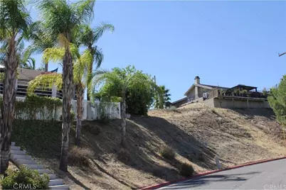 22747 Inspiration Point, Canyon Lake, CA 92587 - Photo 7