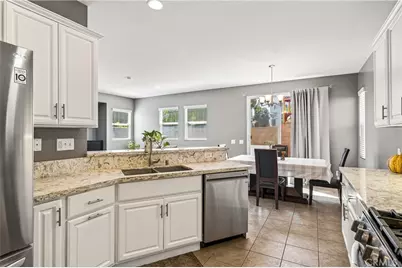 5759 Mapleview Drive, Jurupa Valley, CA 92509 - Photo 5