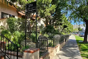 1711 Grismer Ave, Burbank, CA 91504 - Photo 49