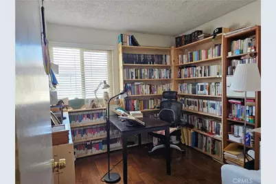 1711 Grismer Avenue #52, Burbank, CA 91504 - Photo 43