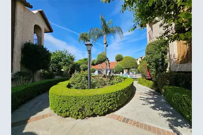 1711 Grismer Avenue #52, Burbank, CA 91504 - Photo 59