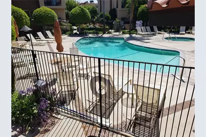 1711 Grismer Avenue #52, Burbank, CA 91504 - Photo 35