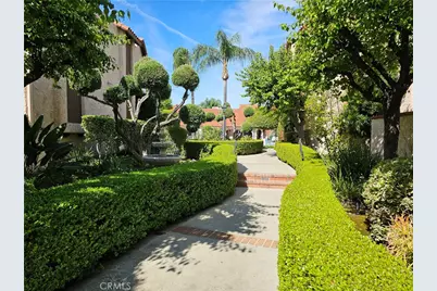 1711 Grismer Avenue #52, Burbank, CA 91504 - Photo 69