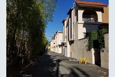 1711 Grismer Avenue #52, Burbank, CA 91504 - Photo 49