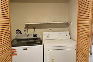 1711 Grismer Ave, Burbank, CA 91504 - Photo 29