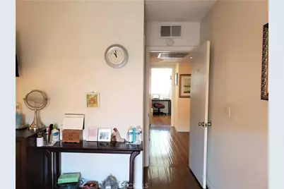 1711 Grismer Avenue #52, Burbank, CA 91504 - Photo 19