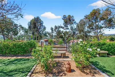 1638 Scooter Lane, Fallbrook, CA 92028 - Photo 11