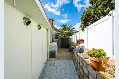 24014 Manresa Court, Murrieta, CA 92562 - Photo 43