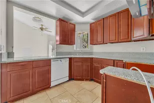 36806 Meadowview Ct, Palmdale, CA 93552 - Photo 3