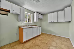 36806 Meadowview Ct, Palmdale, CA 93552 - Photo 11