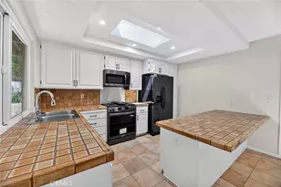 449 Hillway Dr, Vista, CA 92084 - Photo 11