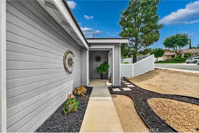 27432 Cobble, Corona, CA 92883 - Photo 5