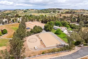 38500 Calle Pimienta, Murrieta, CA 92562 - Photo 5