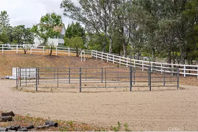 38500 Calle Pimienta, Murrieta, CA 92562 - Photo 53