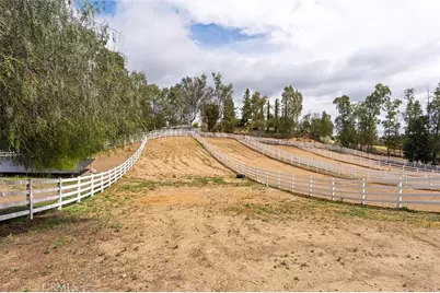 38500 Calle Pimienta, Murrieta, CA 92562 - Photo 57