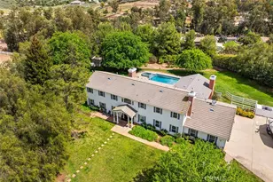 38500 Calle Pimienta, Murrieta, CA 92562 - Photo 57