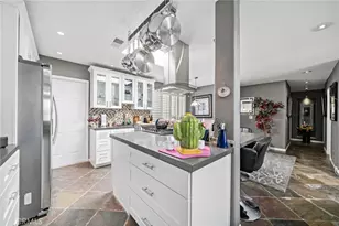 39004 Knollview Cir, Cathedral City, CA 92234 - Photo 7